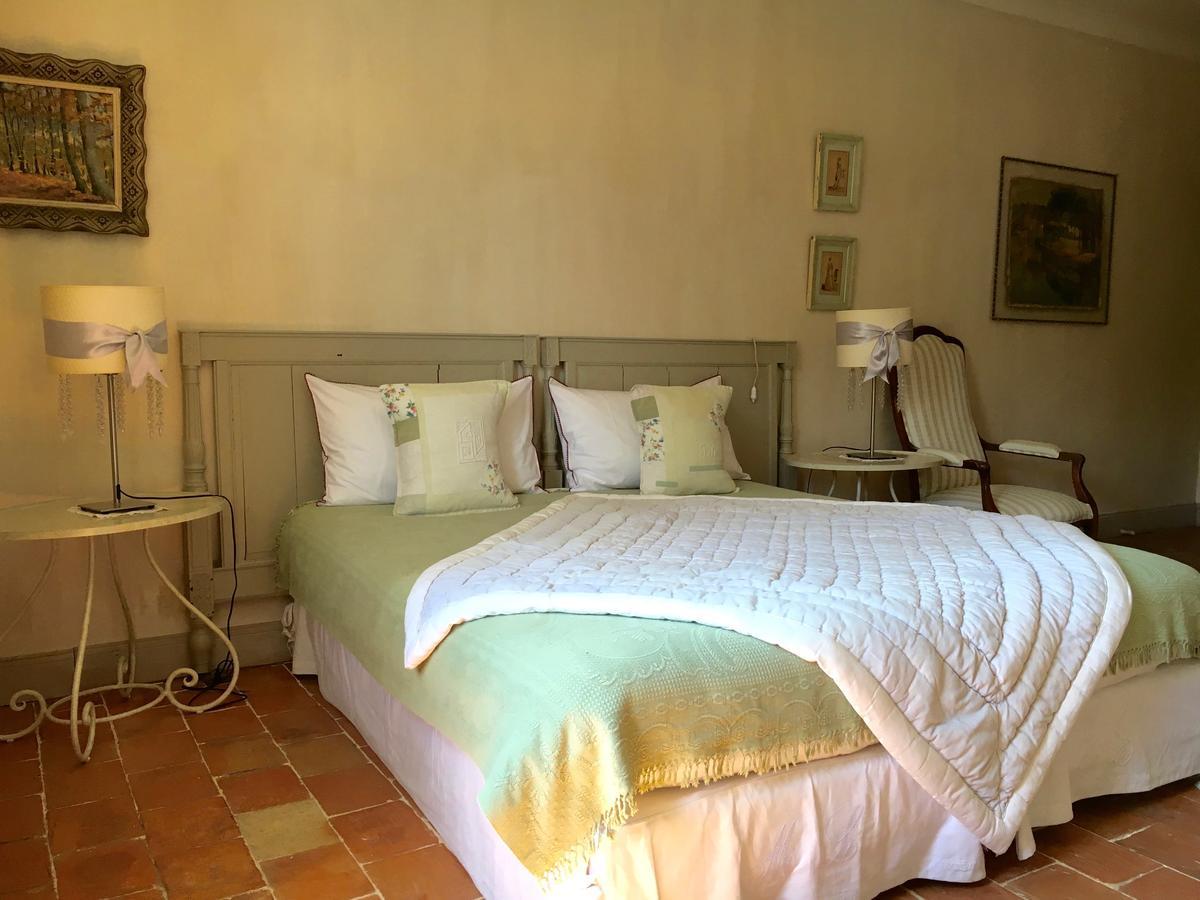 Bed and Breakfast Les Volets Bleus Arcangues Esterno foto